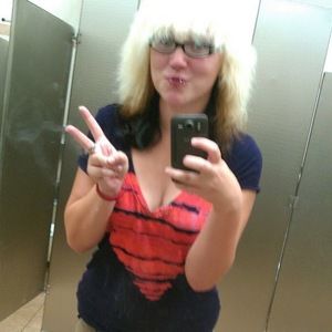 Meet your Posher, Chrissy